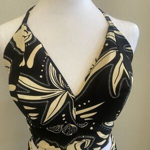 Brazilian style pants set daytime or evening wear. Brand new! NO TAGS.